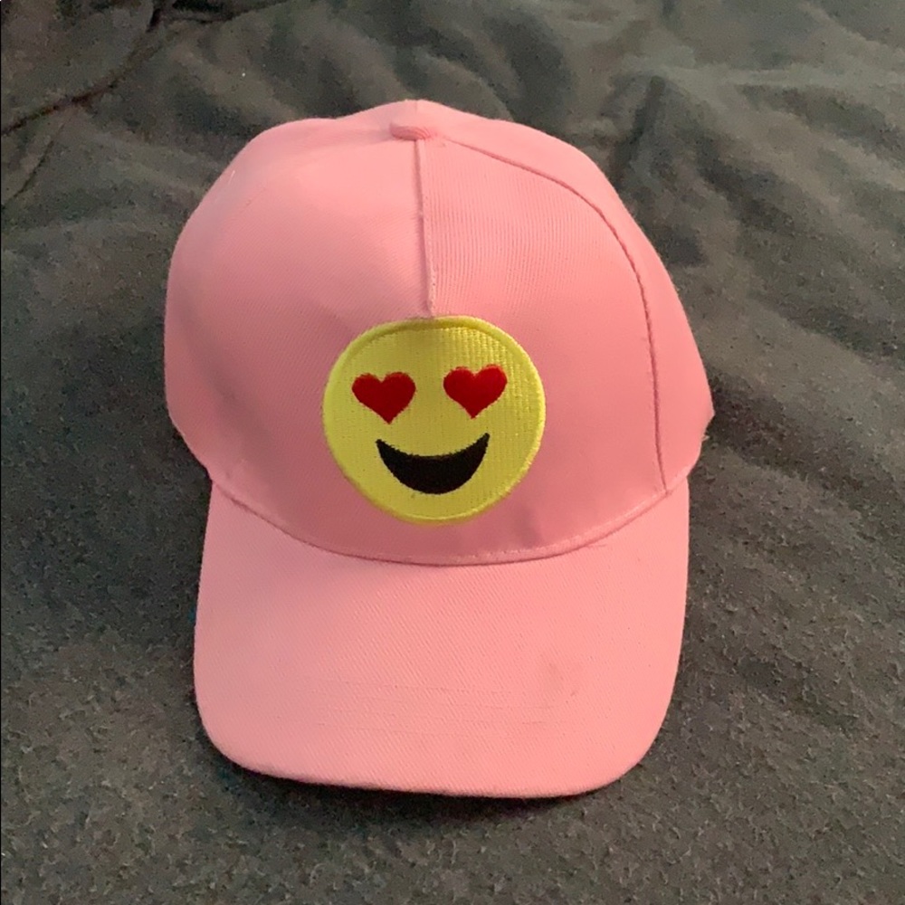 Cap with emoji